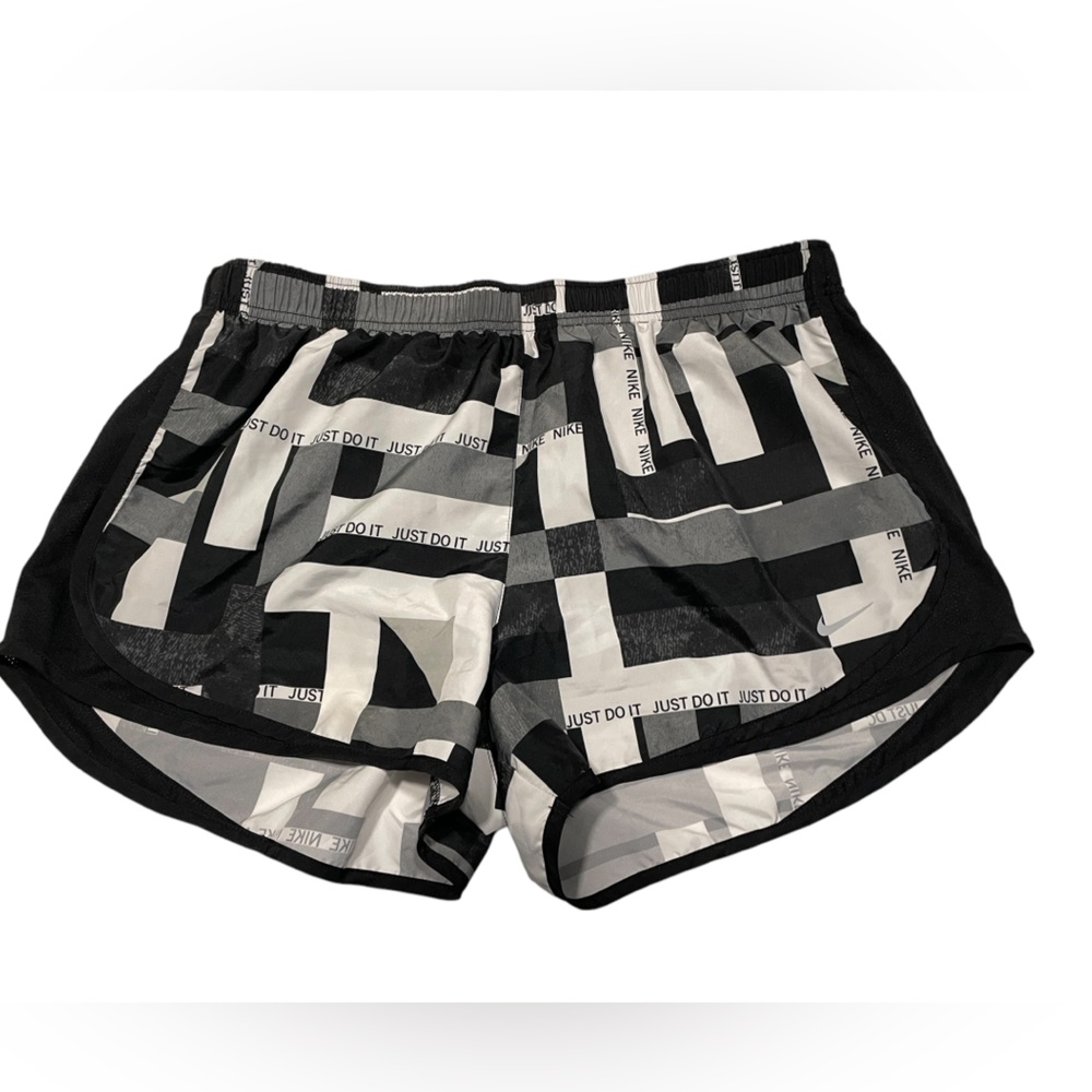 Nike Dri-FIT Lined‎ Running Shorts – Women’s XL | Performance Activewear